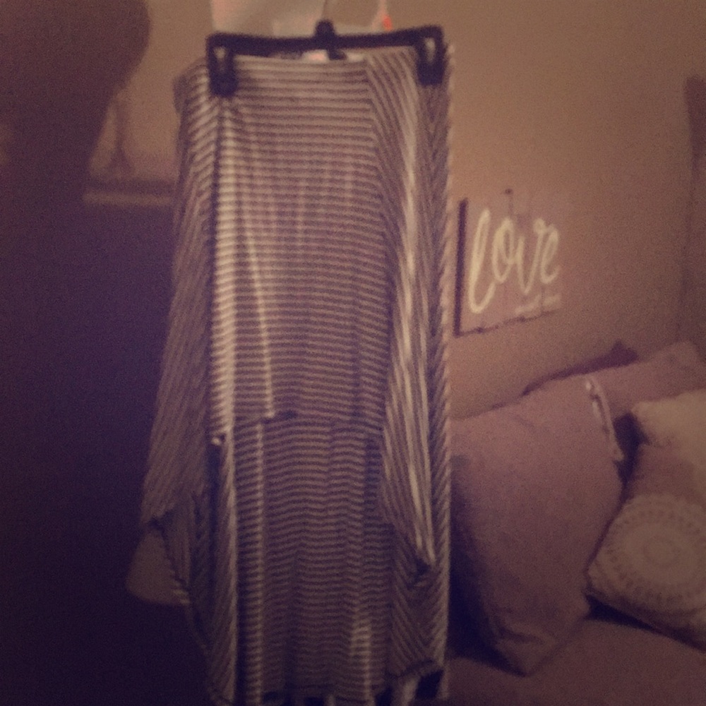 Skirt!